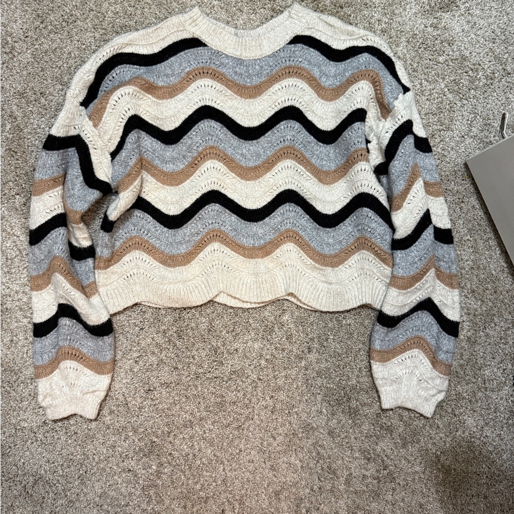 Juniors Cropped Knitted Sweater By LOVE KNITS Size Small